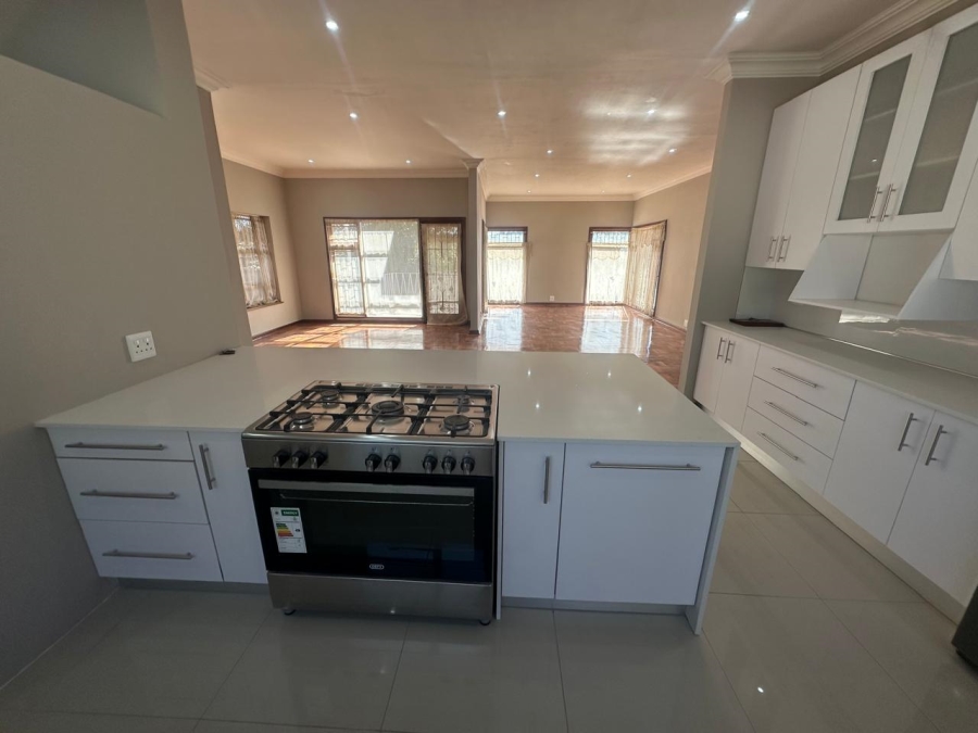 4 Bedroom Property for Sale in Bothasrus Eastern Cape